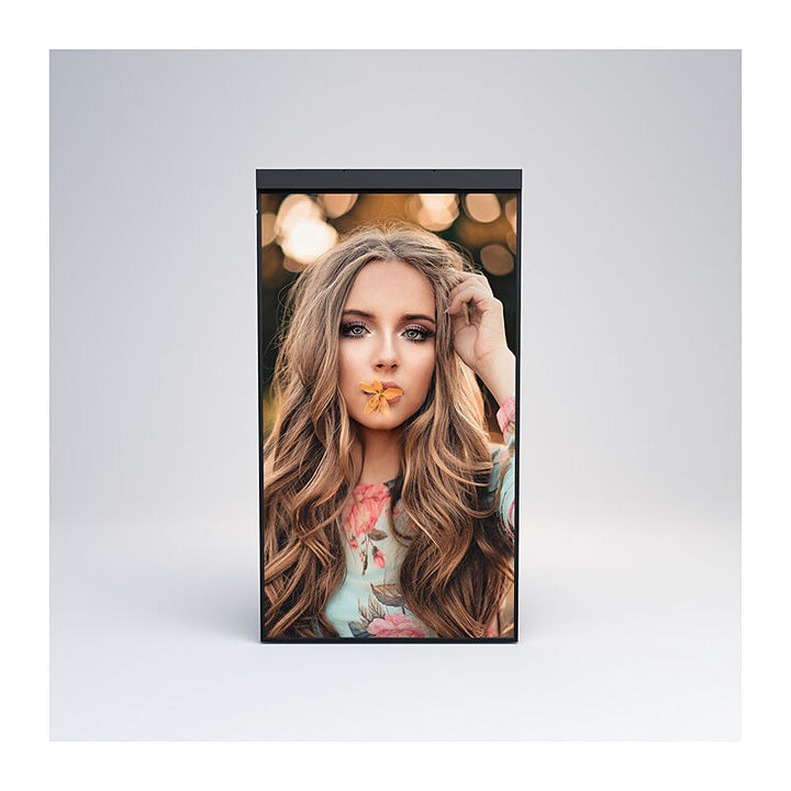 Mitsumaru 75" Portrait Digital Signage | 2500nit High-Brightness Display